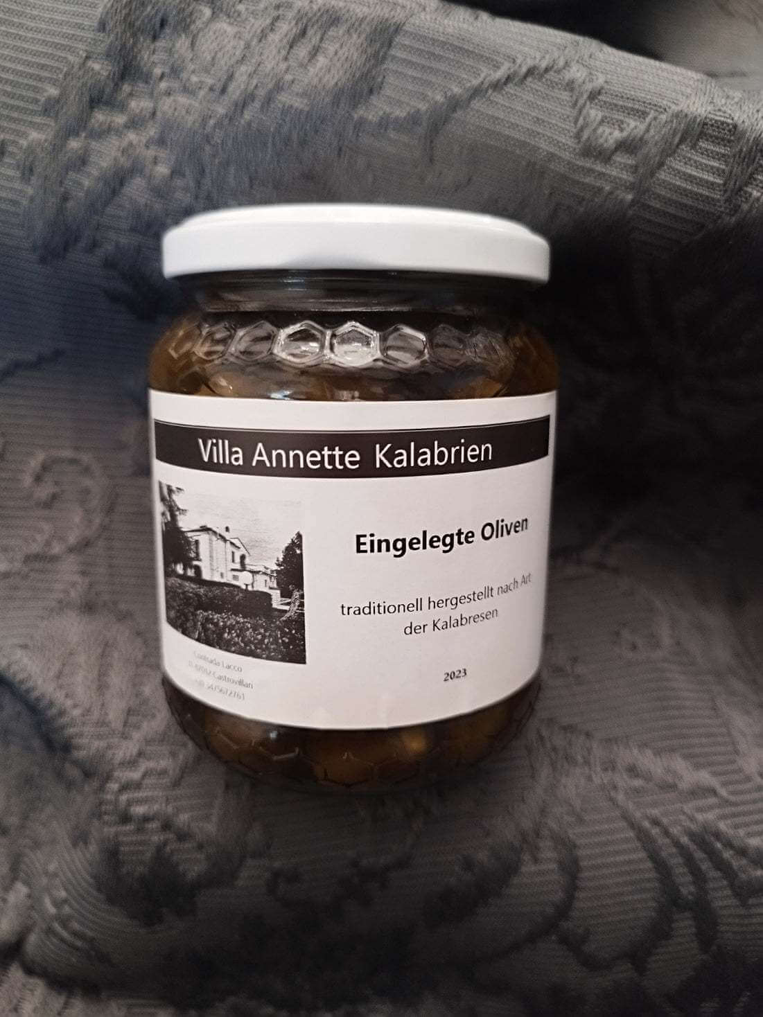 Eingelegte Oliven Glas mit Etikett "Villa Annette Kalabrien", 200 g netto.